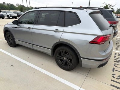 2024 Volkswagen Tiguan SE R-Line Black