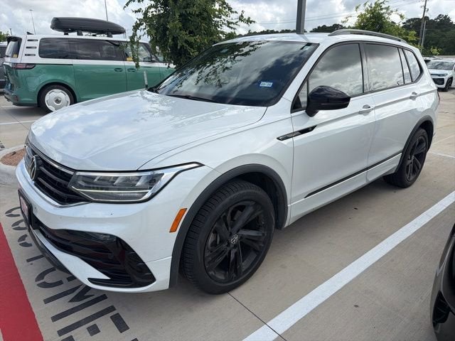 2023 Volkswagen Tiguan SE R-Line Black