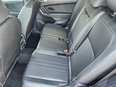 2023 Volkswagen Tiguan SE R-Line Black