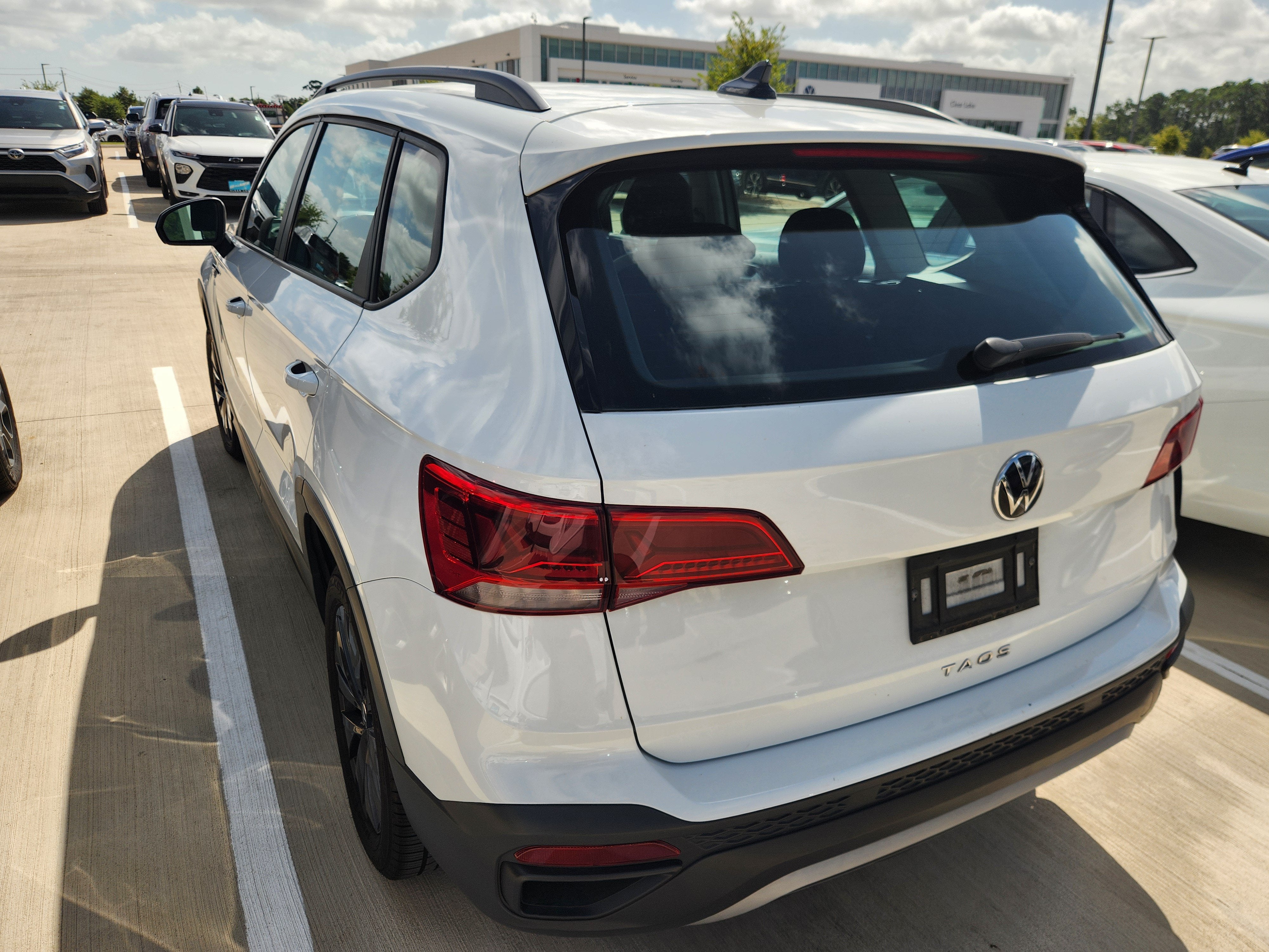 2023 Volkswagen Taos S