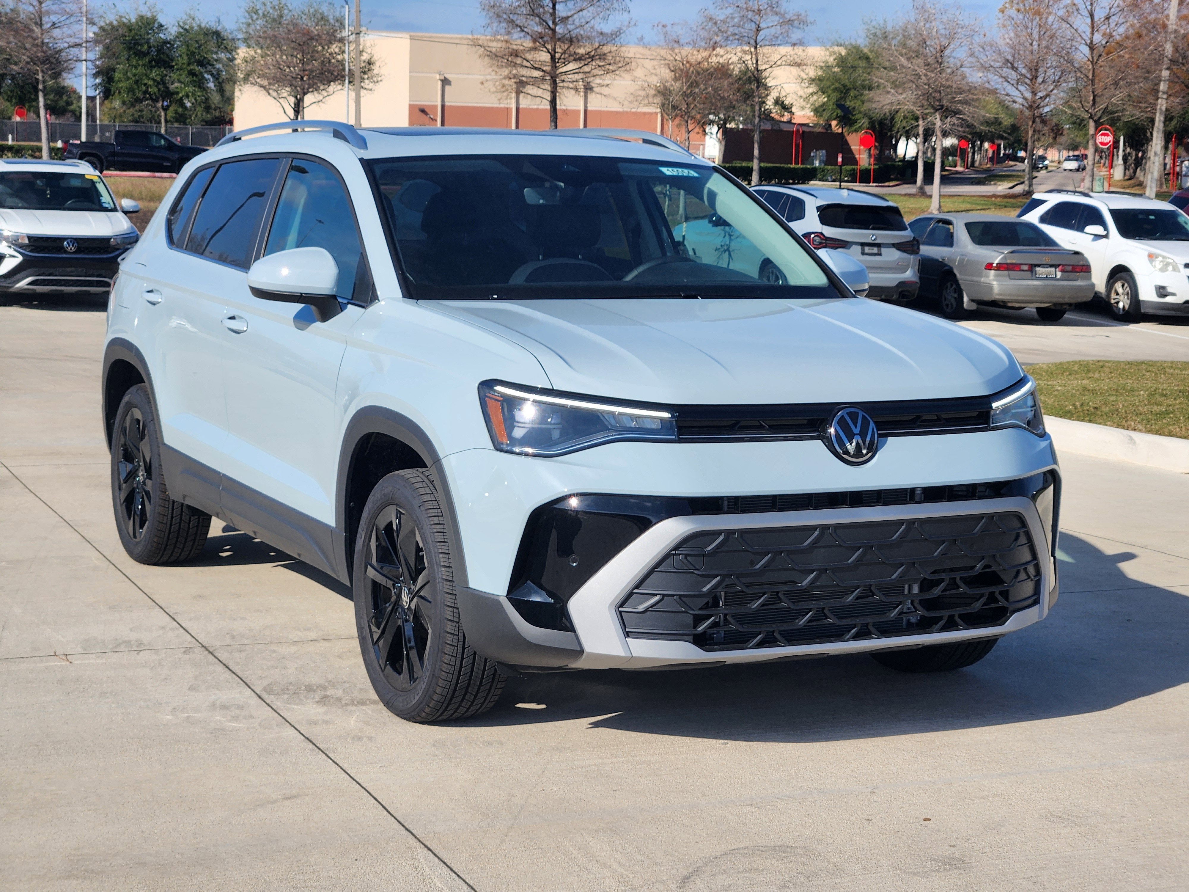 2026 Volkswagen Taos SE