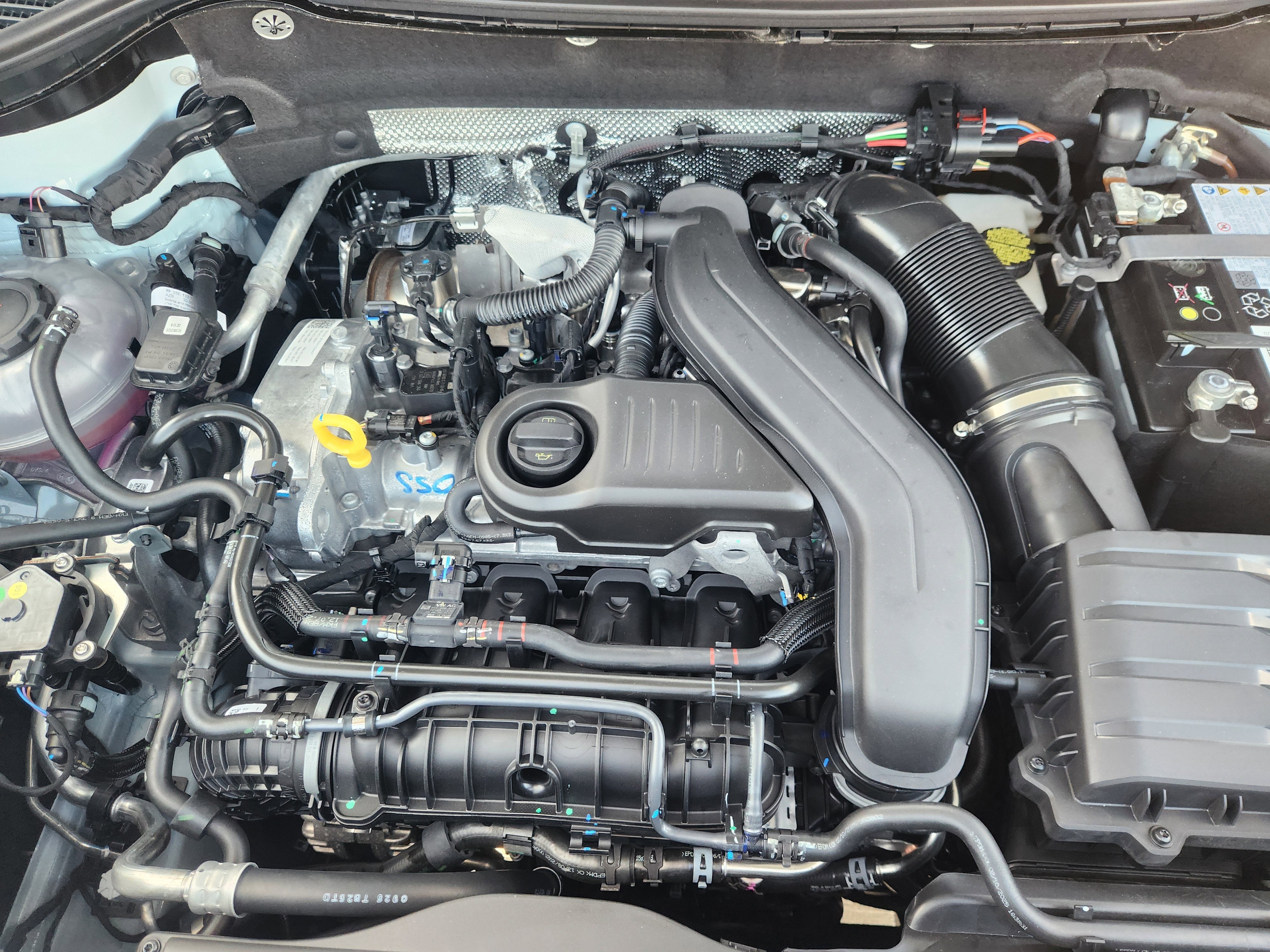 2026 Volkswagen Taos SE