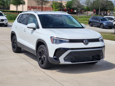 2026 Volkswagen Taos SE