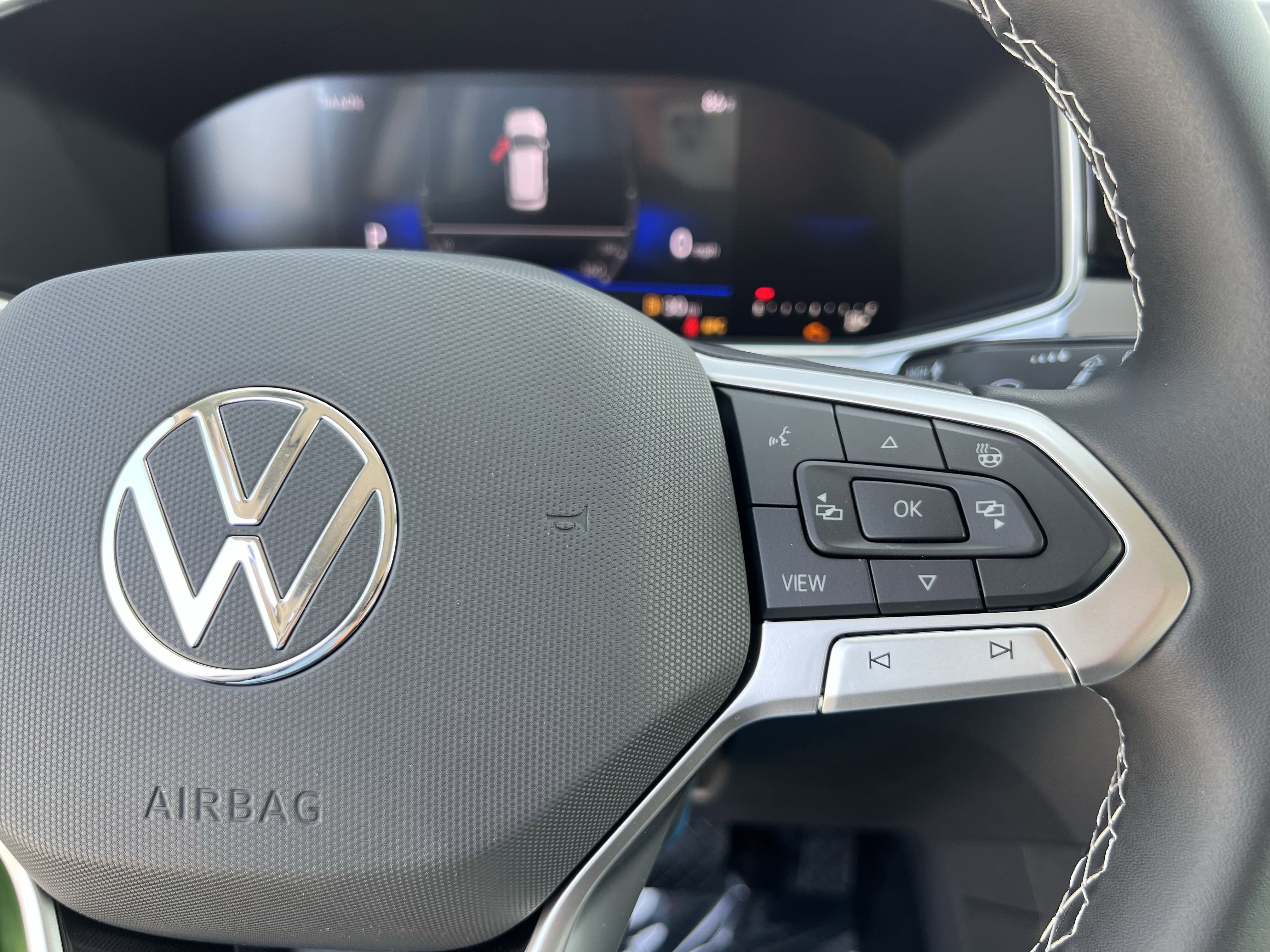 2025 Volkswagen Taos SE