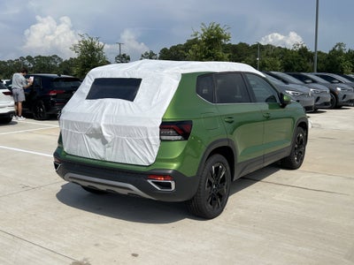 2025 Volkswagen Taos SE