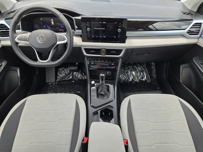 2026 Volkswagen Taos SE