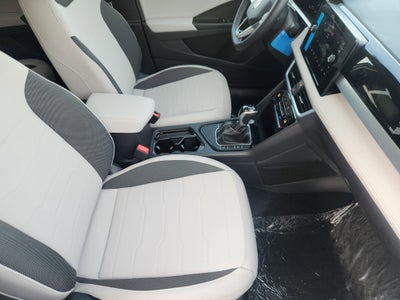 2026 Volkswagen Taos SE