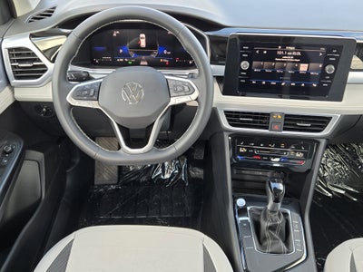 2026 Volkswagen Taos SE