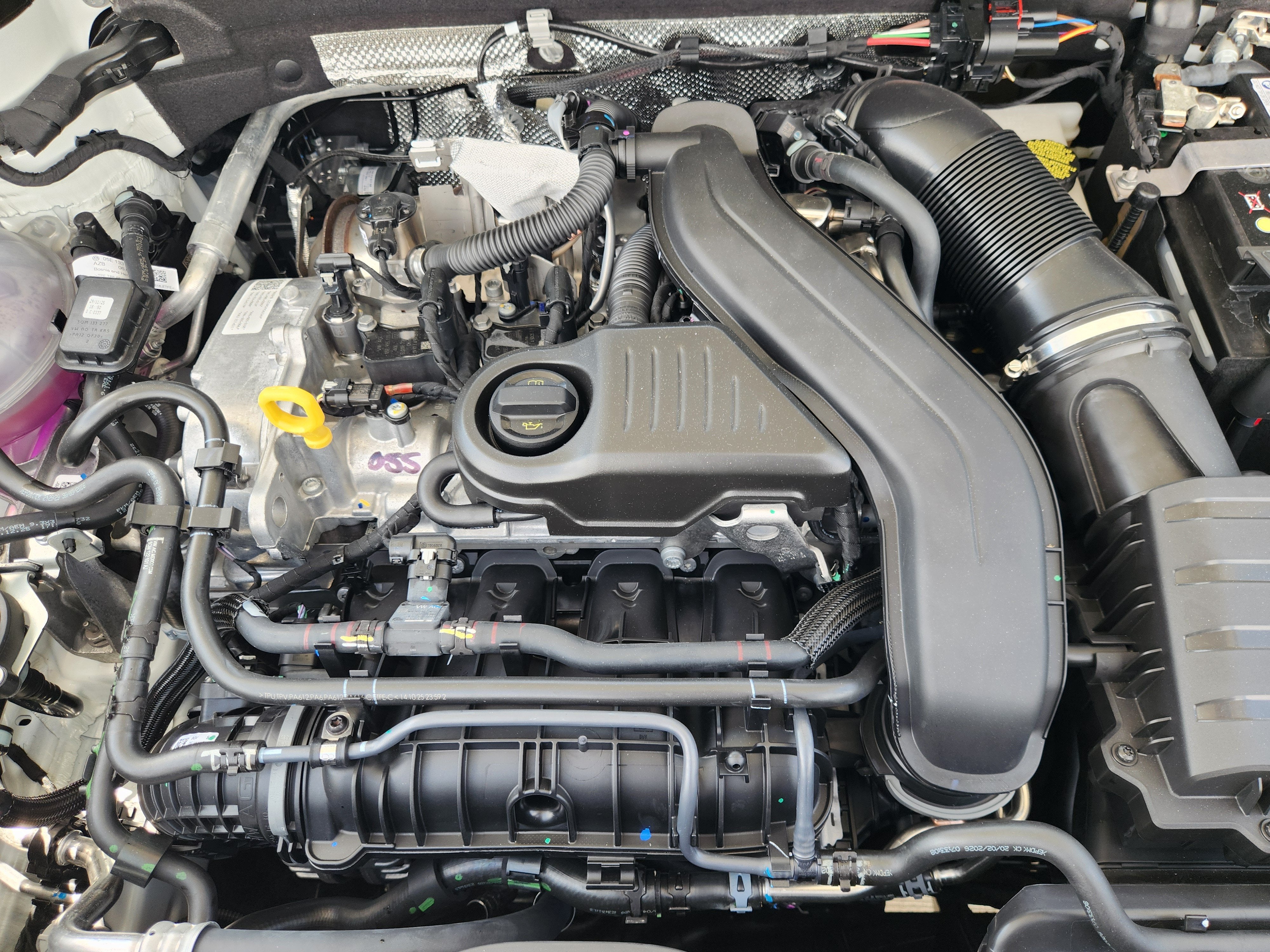 2026 Volkswagen Taos SE