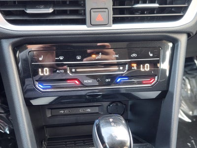 2026 Volkswagen Taos SE