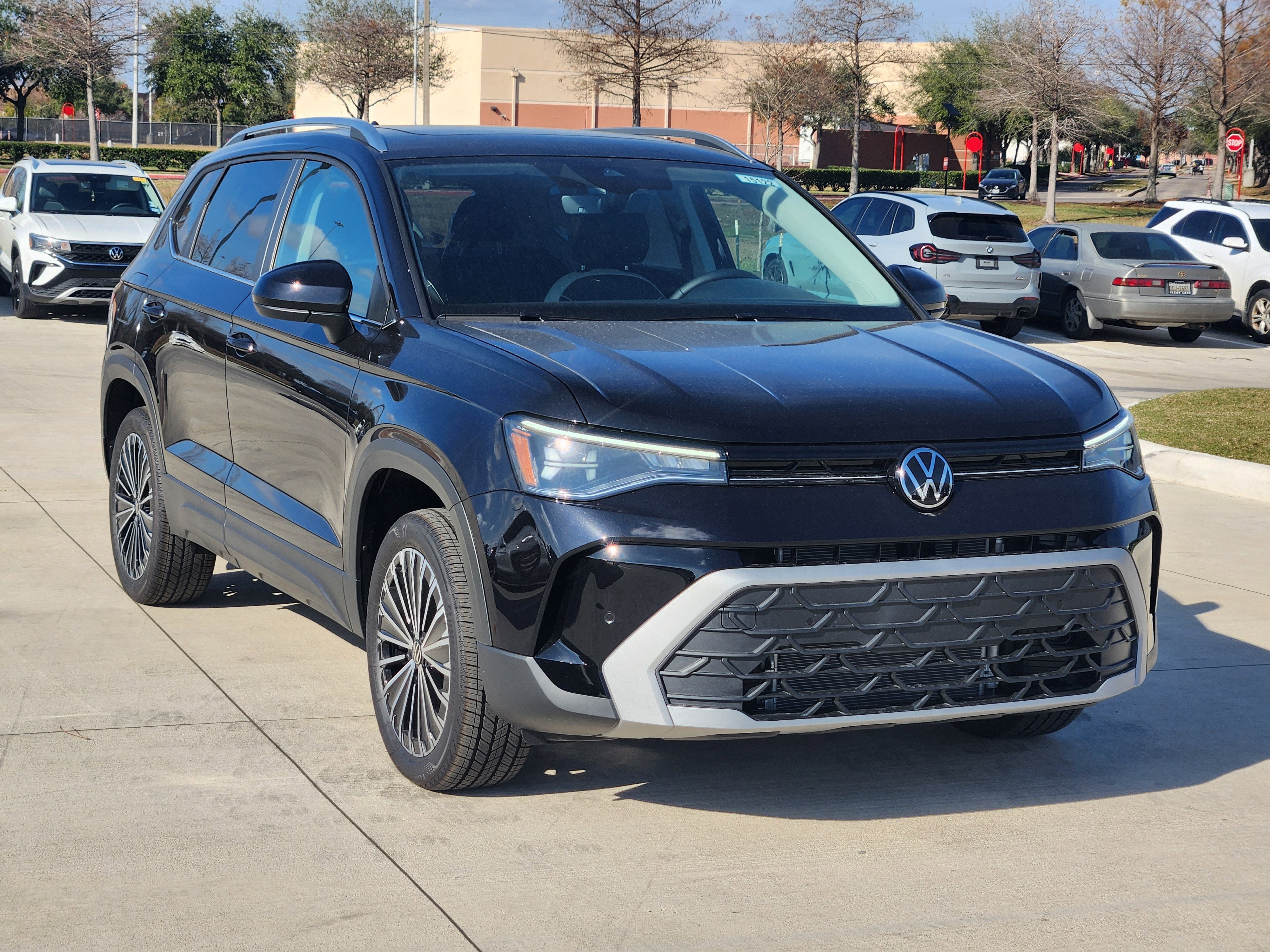 2026 Volkswagen Taos SE