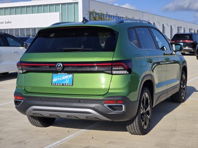 2026 Volkswagen Taos SE