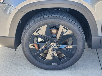 2026 Volkswagen Taos SE