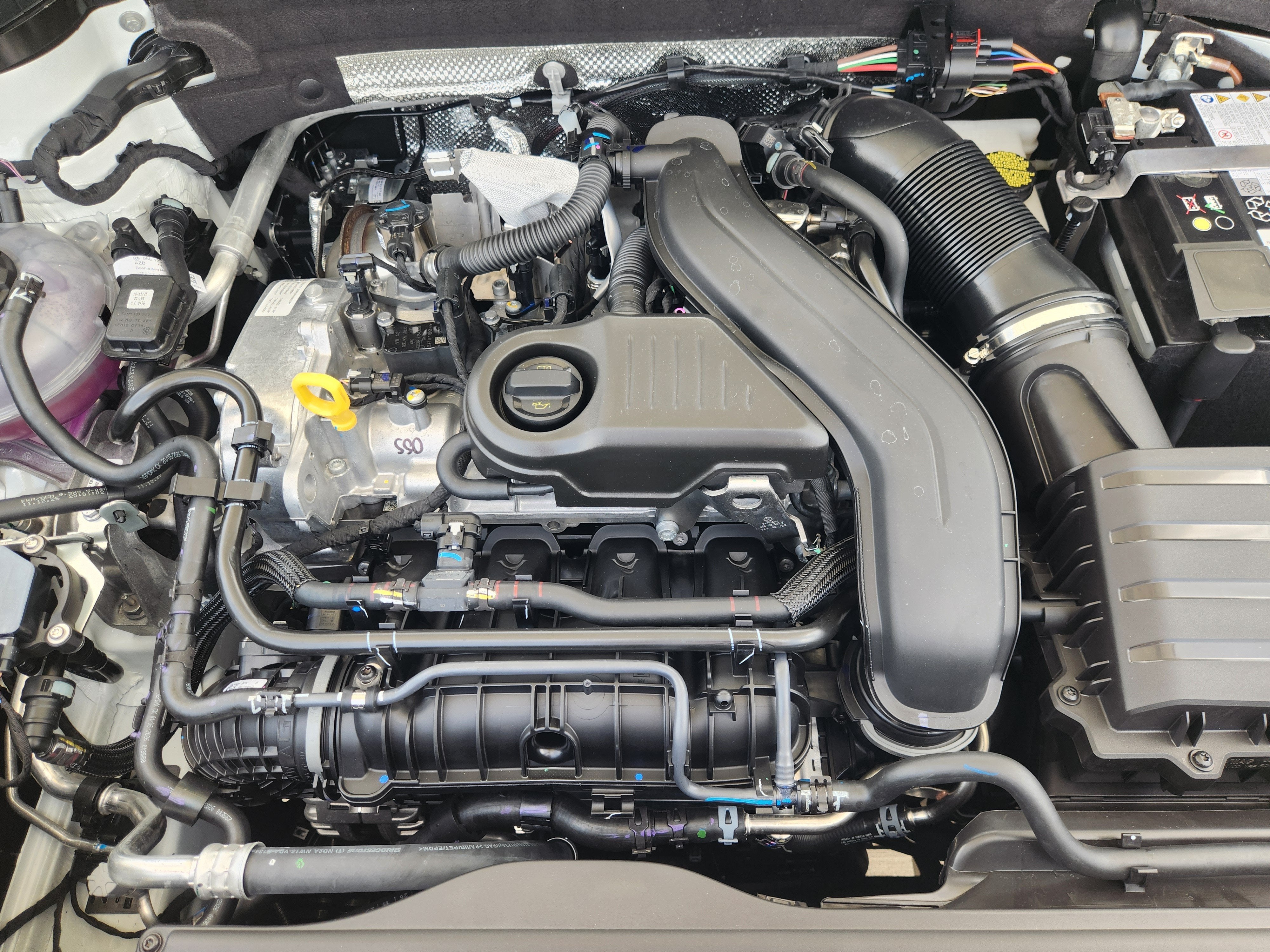 2026 Volkswagen Taos SE