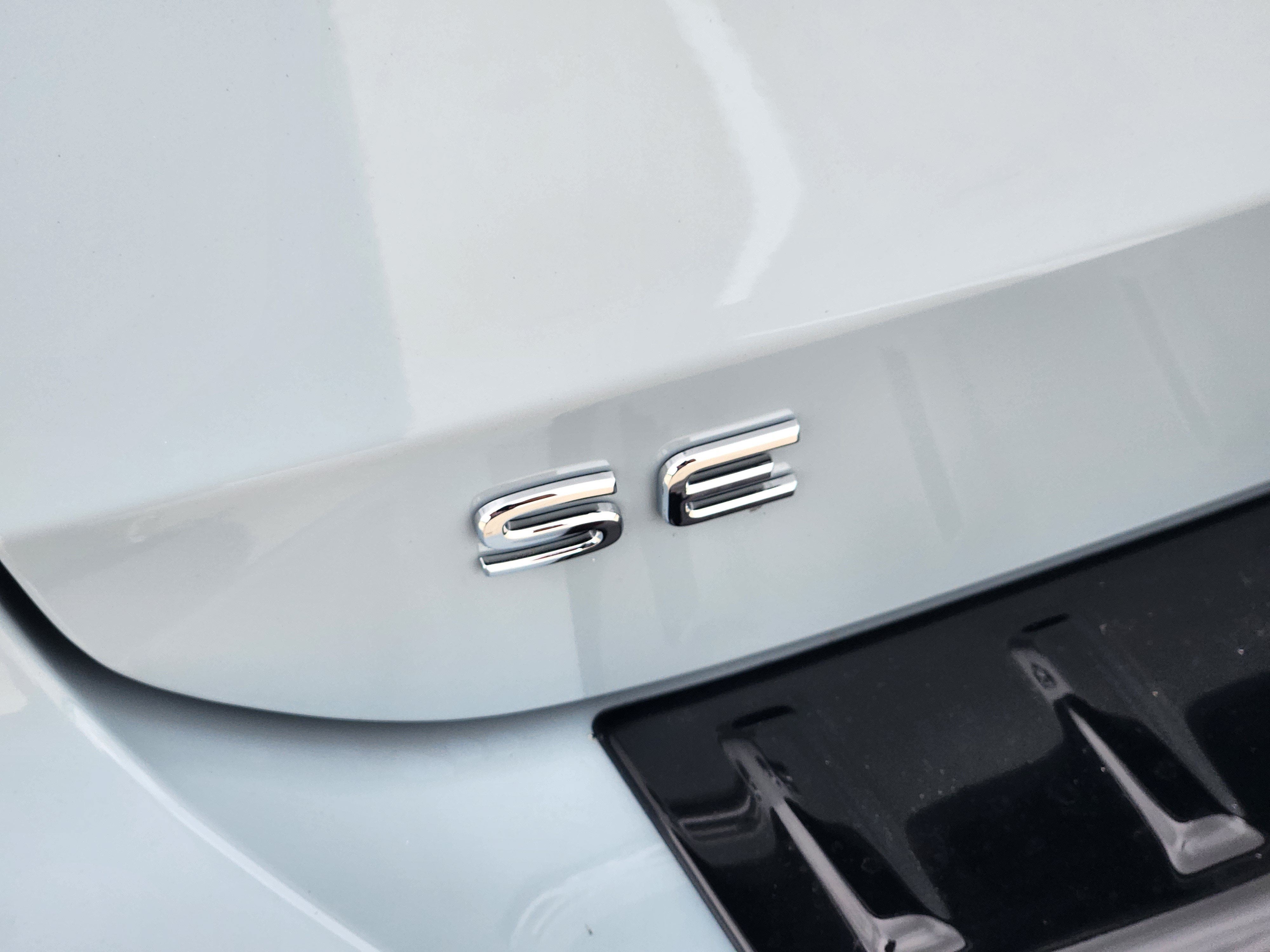 2027 Volkswagen Taos SE