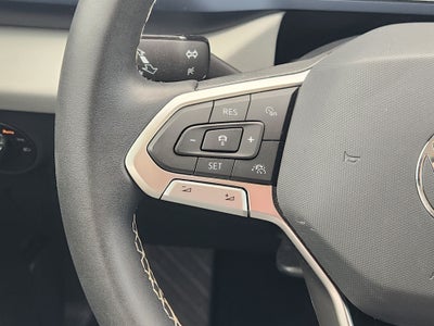 2023 Volkswagen Taos SE