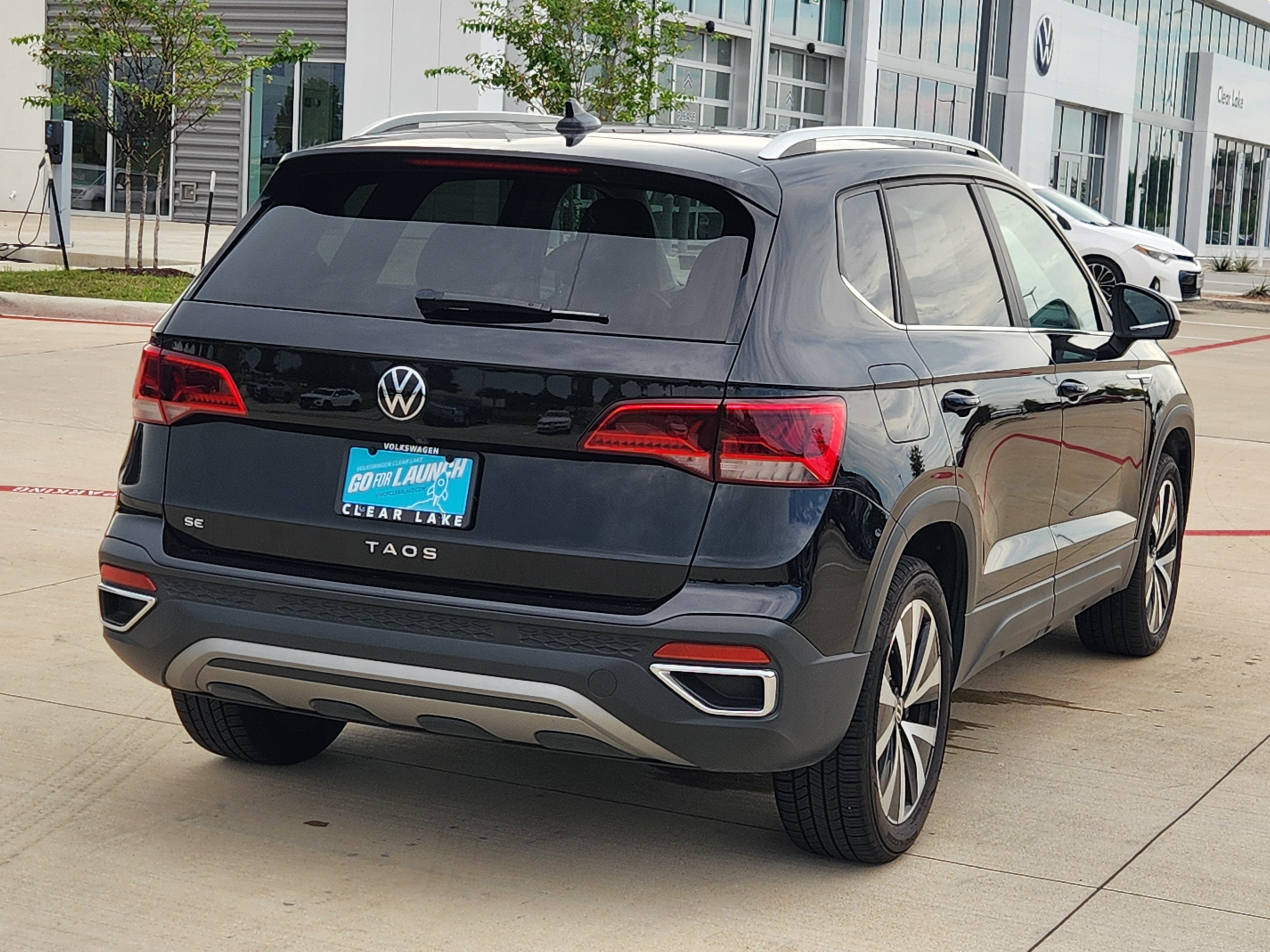 2023 Volkswagen Taos SE