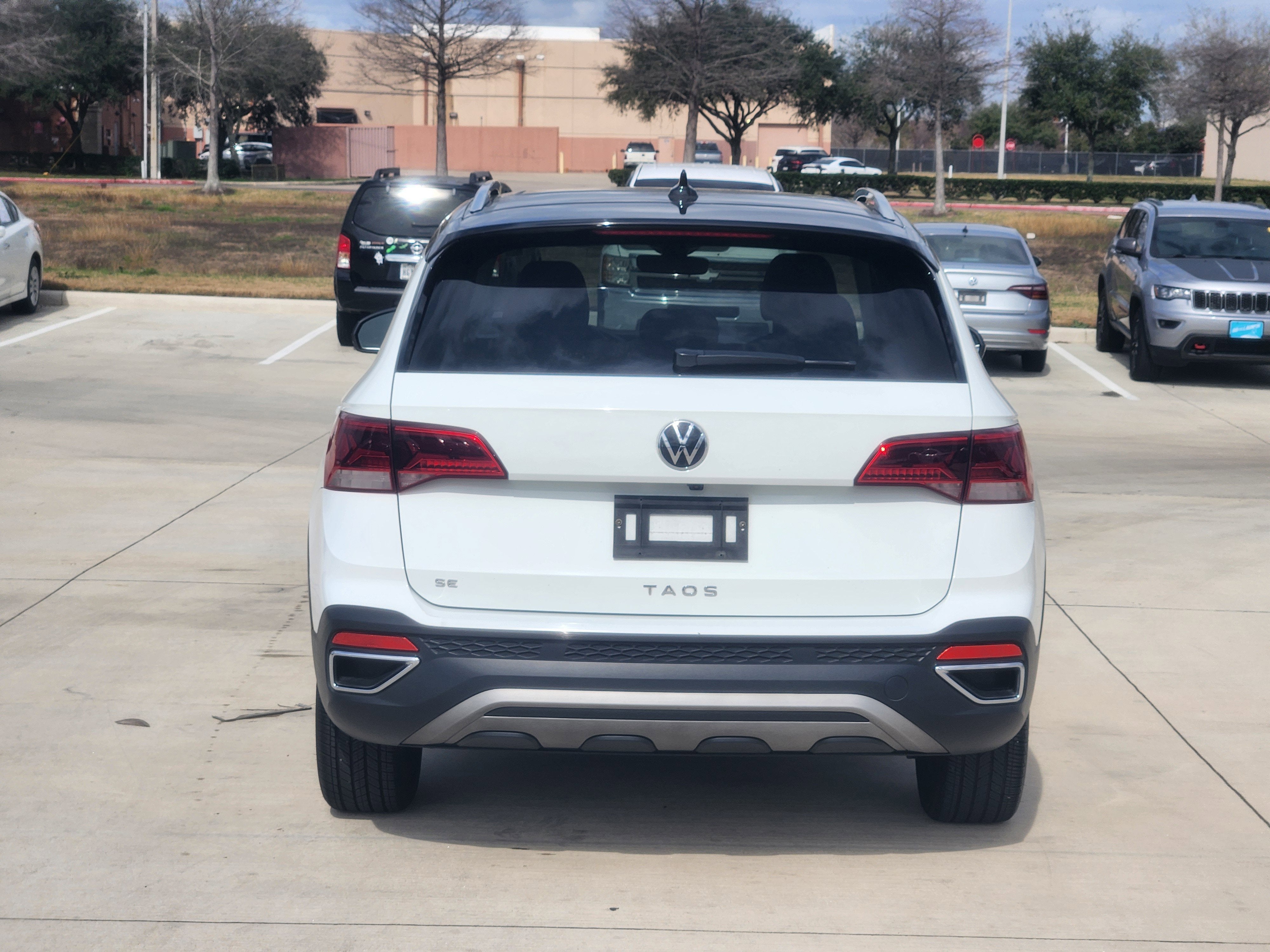 2023 Volkswagen Taos SE