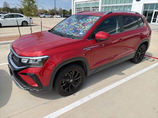 2024 Volkswagen Taos SE