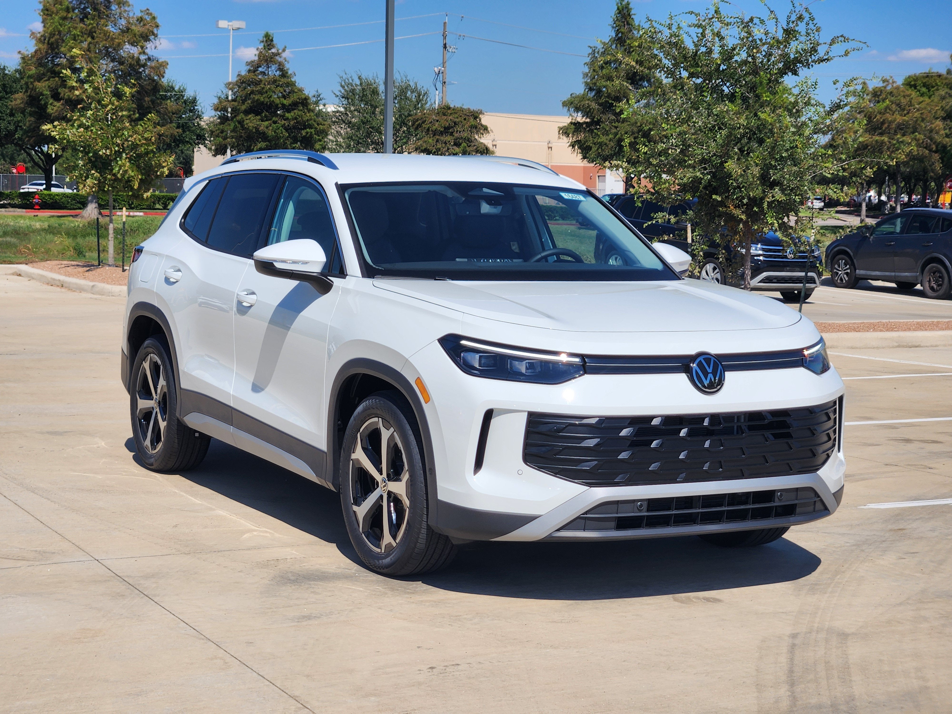 2027 Volkswagen Tiguan SE