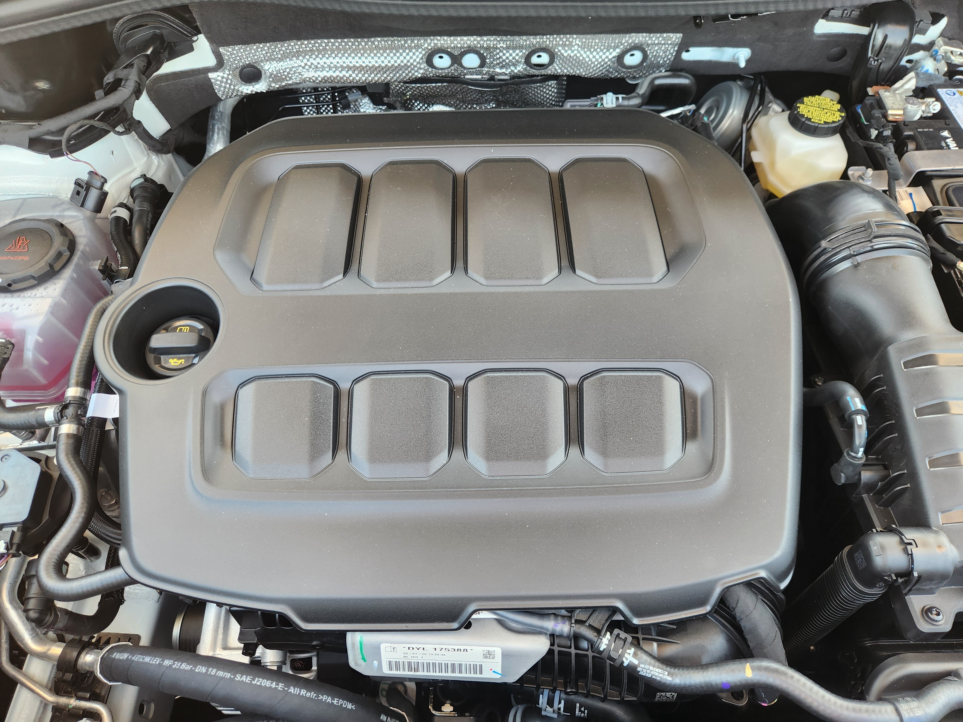 2027 Volkswagen Tiguan SE