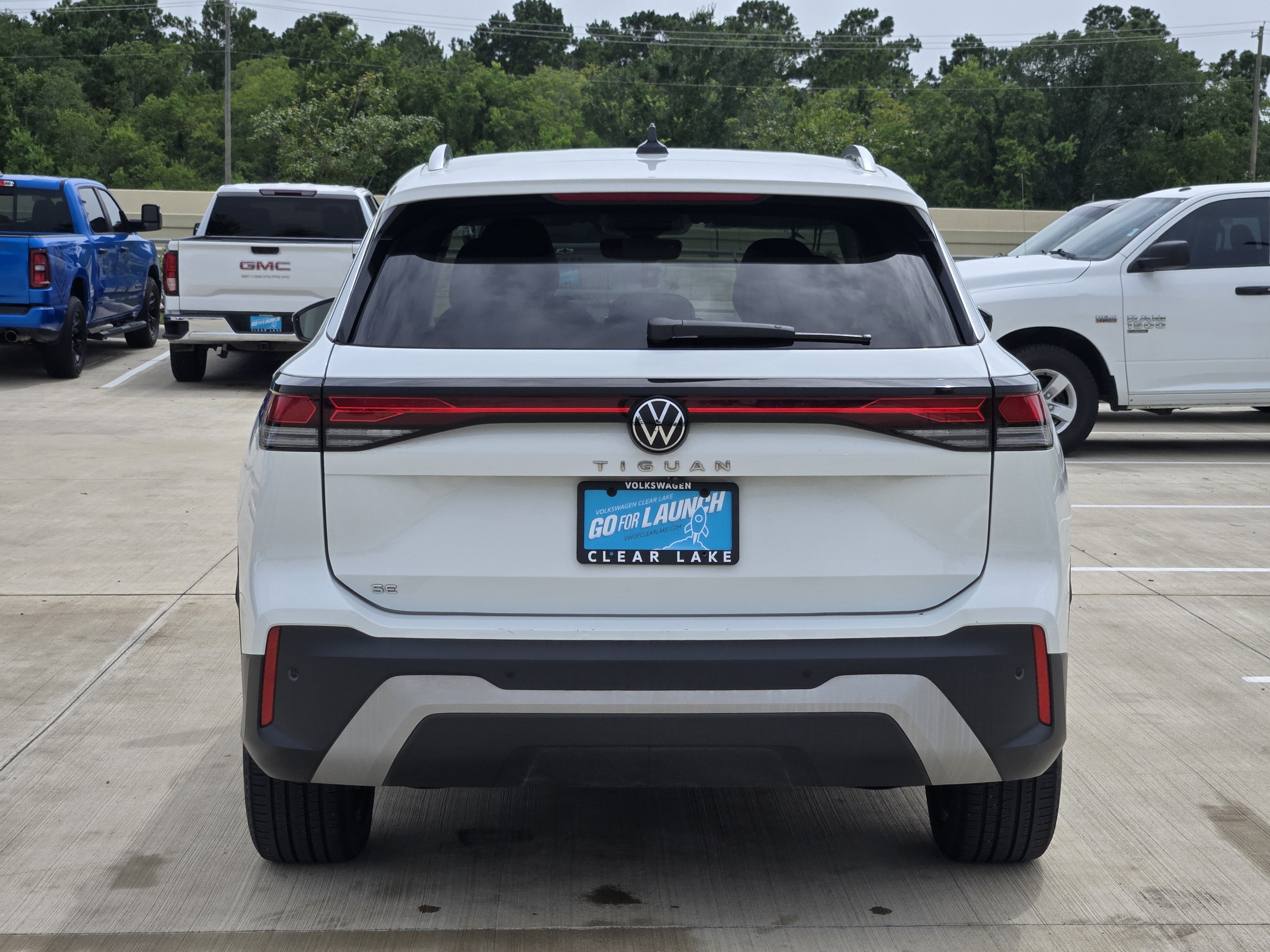 2025 Volkswagen Tiguan SE
