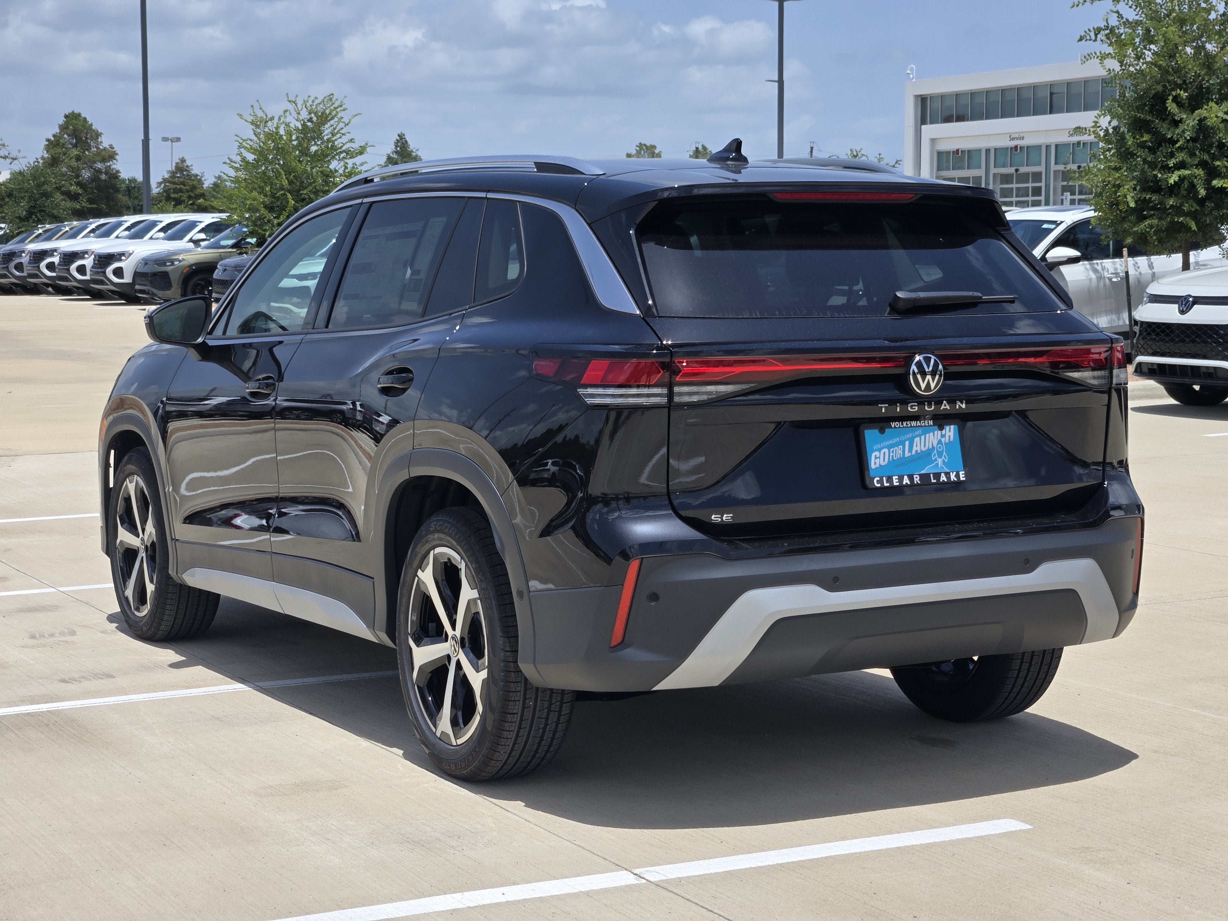 2026 Volkswagen Tiguan SE