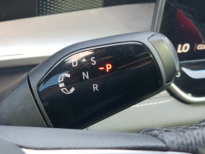 2025 Volkswagen Tiguan SE R-Line Black