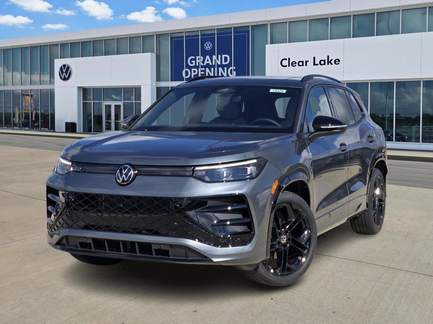 2026 Volkswagen Tiguan SE R-Line Black