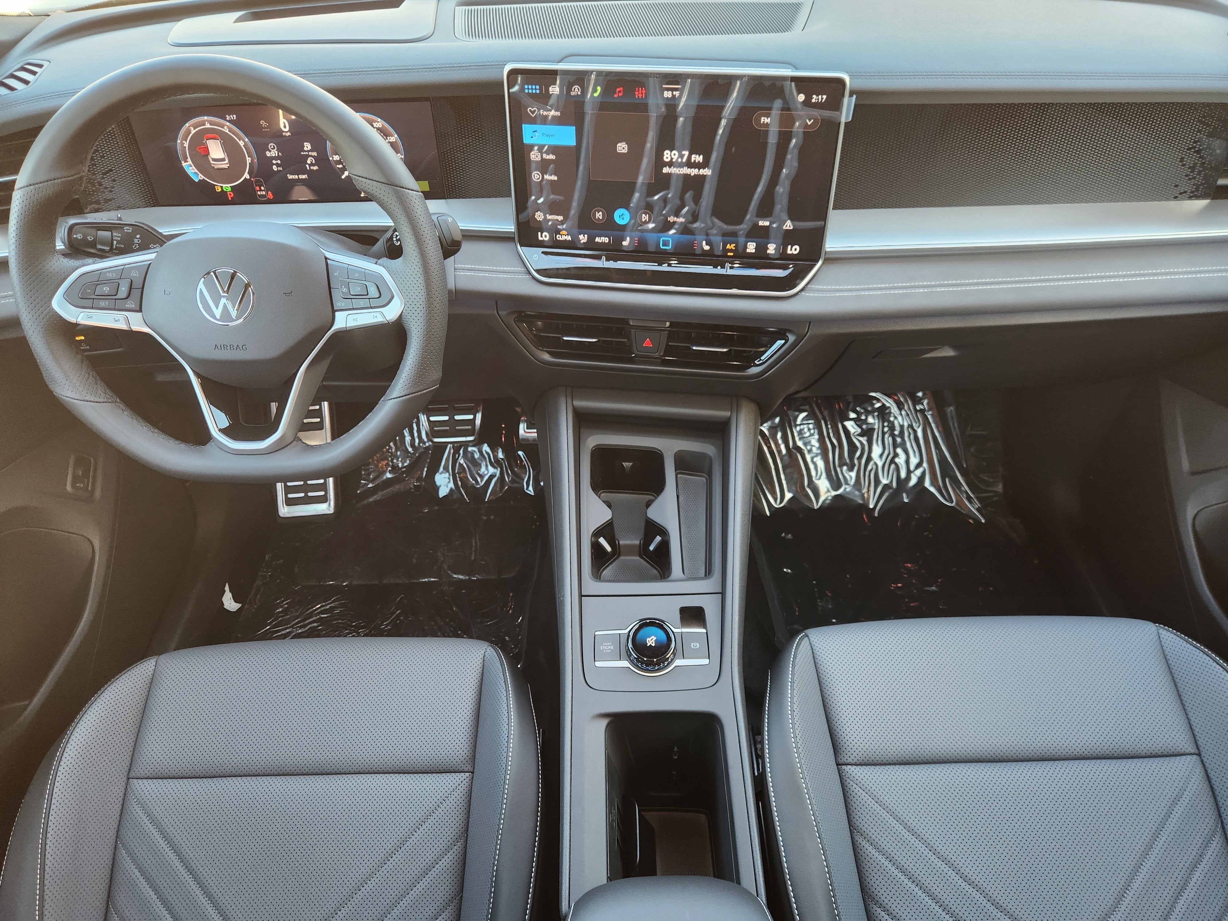 2026 Volkswagen Tiguan SE R-Line Black