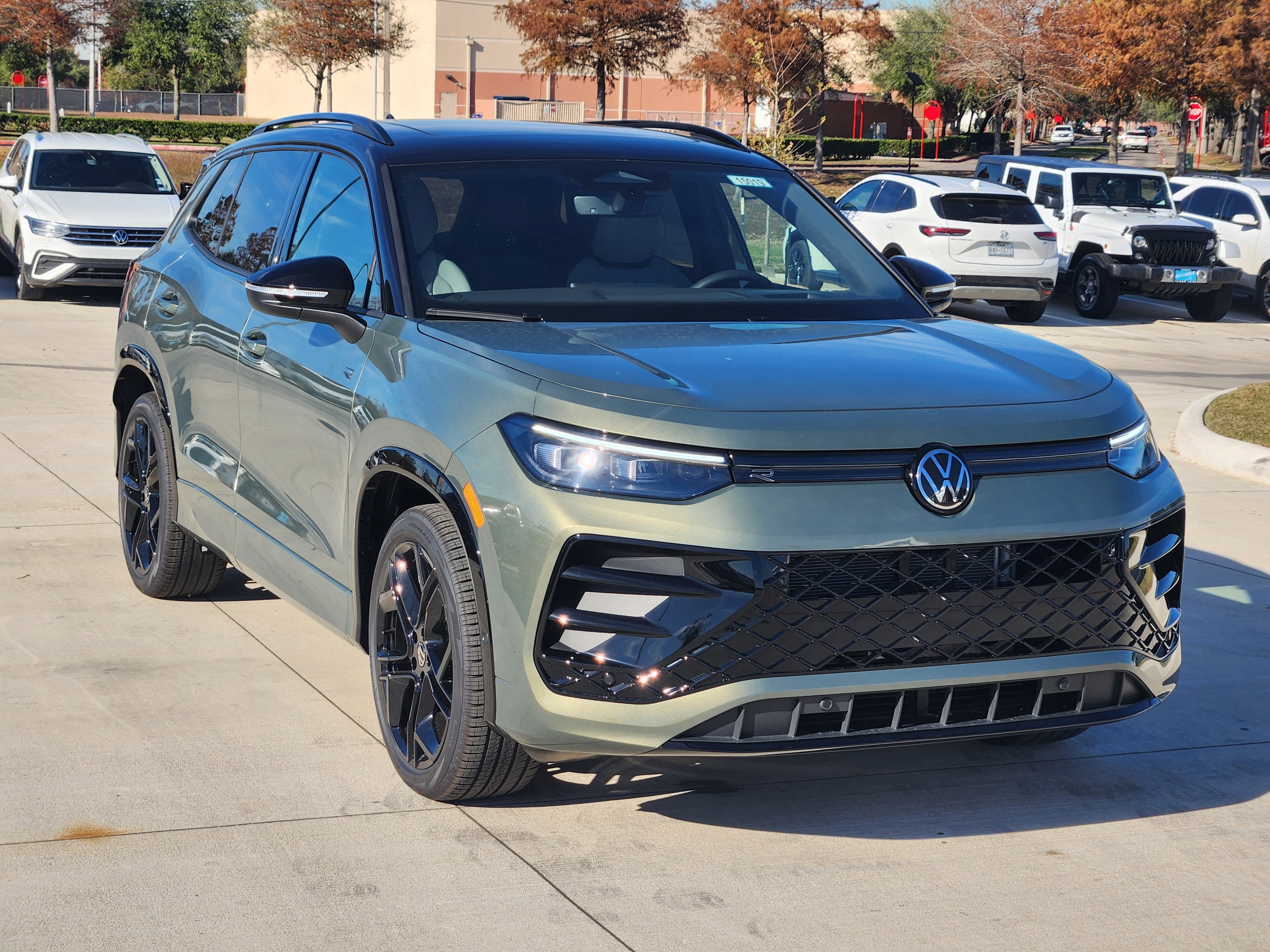 2026 Volkswagen Tiguan SE R-Line Black