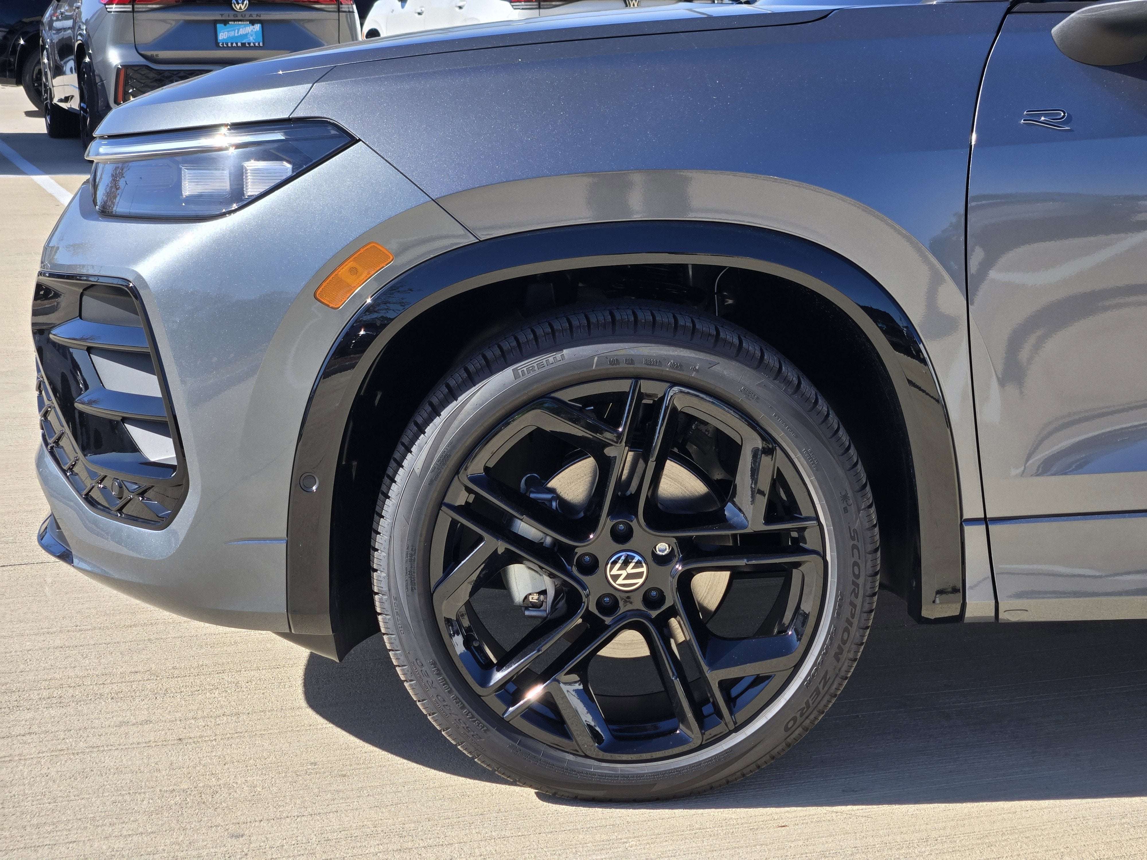 2026 Volkswagen Tiguan SE R-Line Black