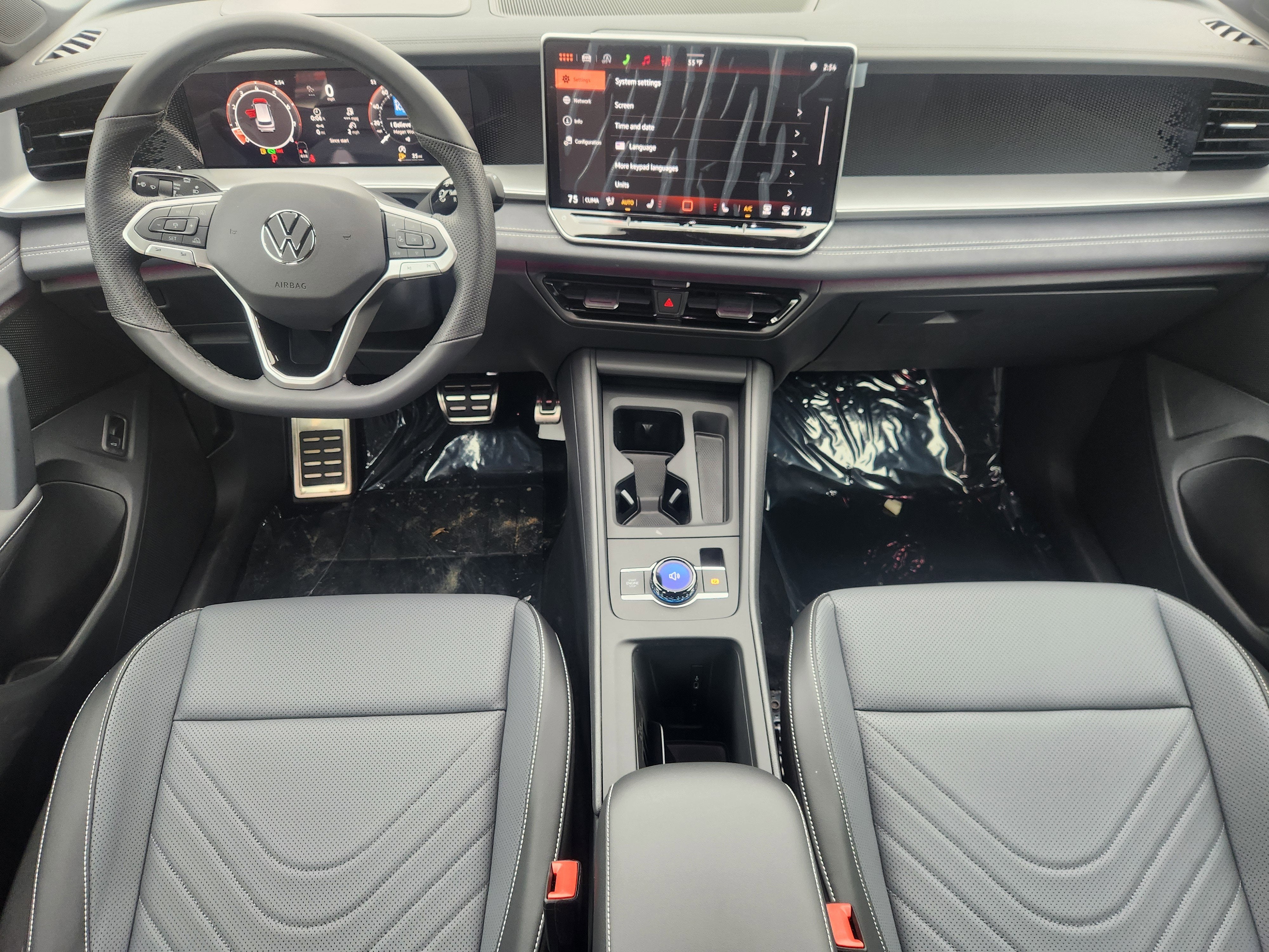 2026 Volkswagen Tiguan SE R-Line Black