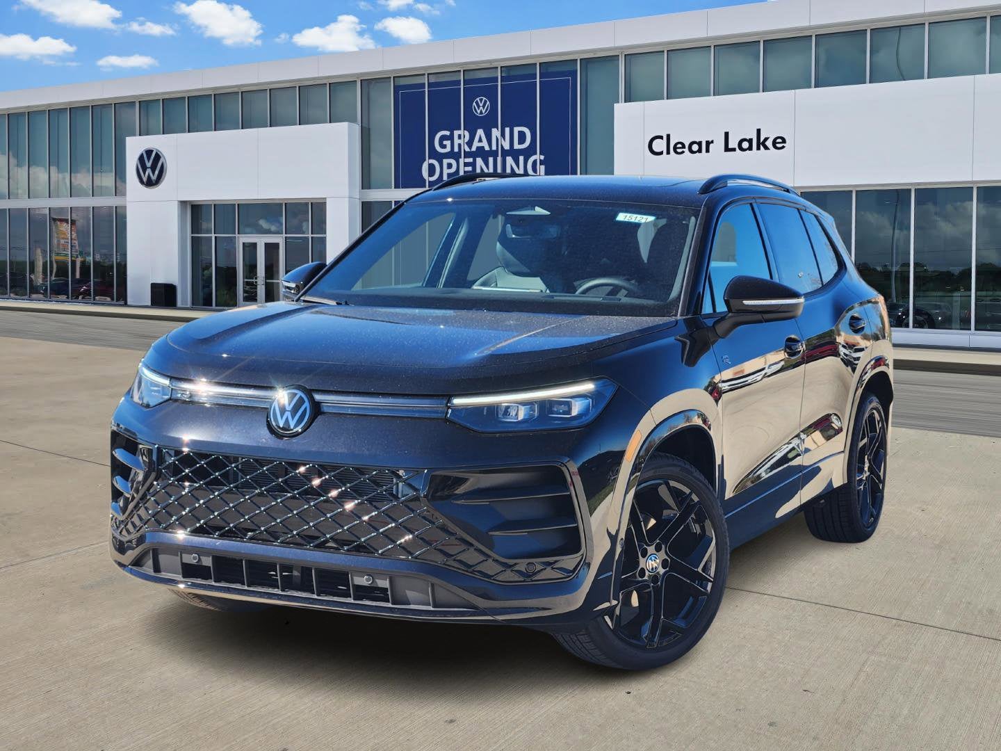 2026 Volkswagen Tiguan SE R-Line Black