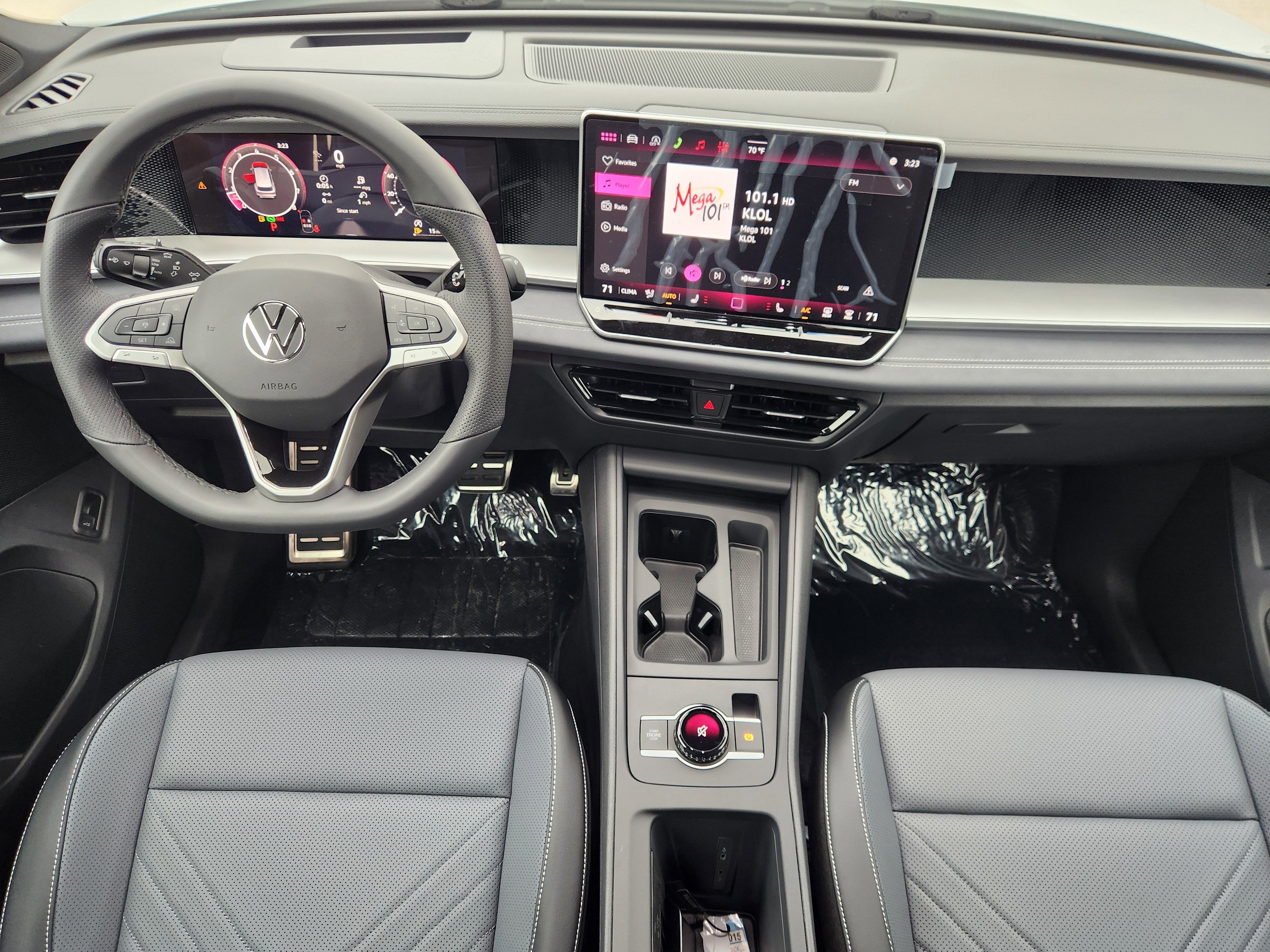 2026 Volkswagen Tiguan SE R-Line Black