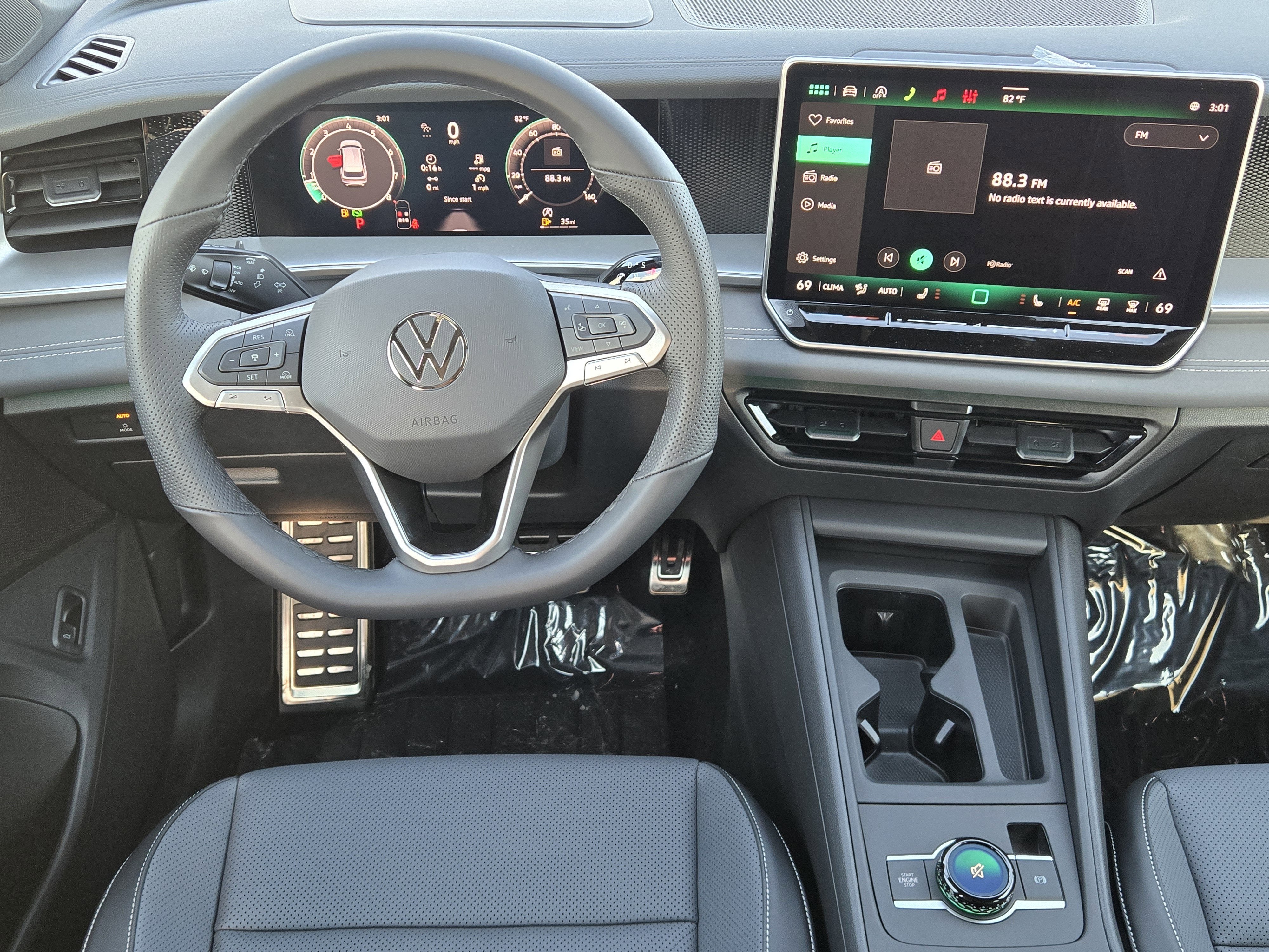 2026 Volkswagen Tiguan SE R-Line Black