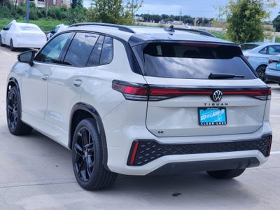 2026 Volkswagen Tiguan SE R-Line Black