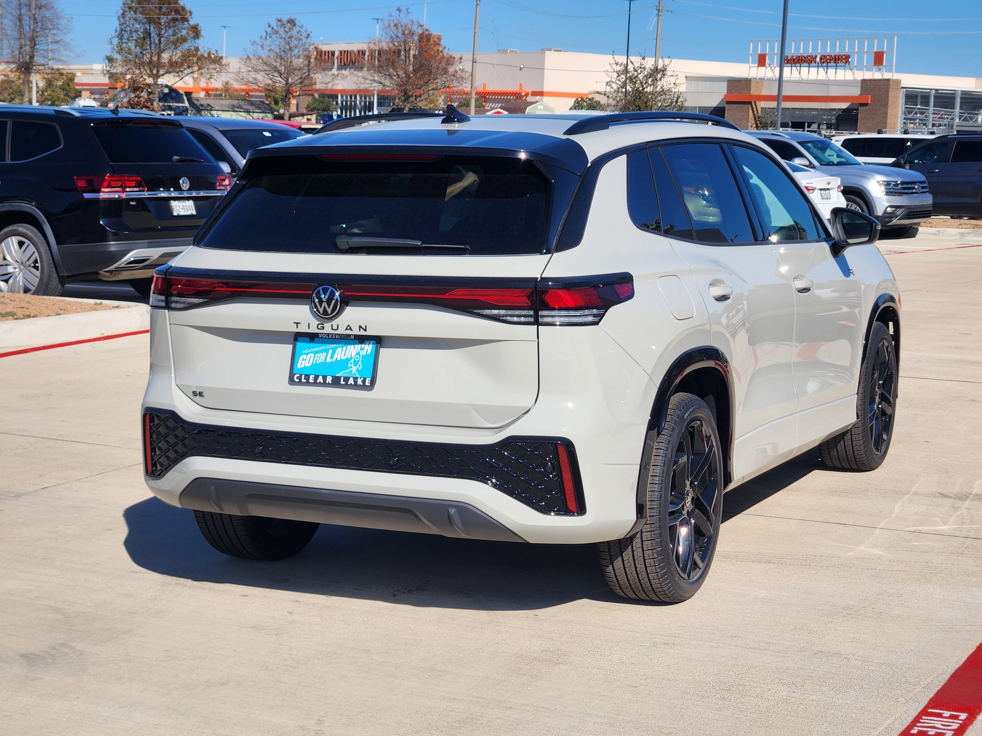 2026 Volkswagen Tiguan SE R-Line Black