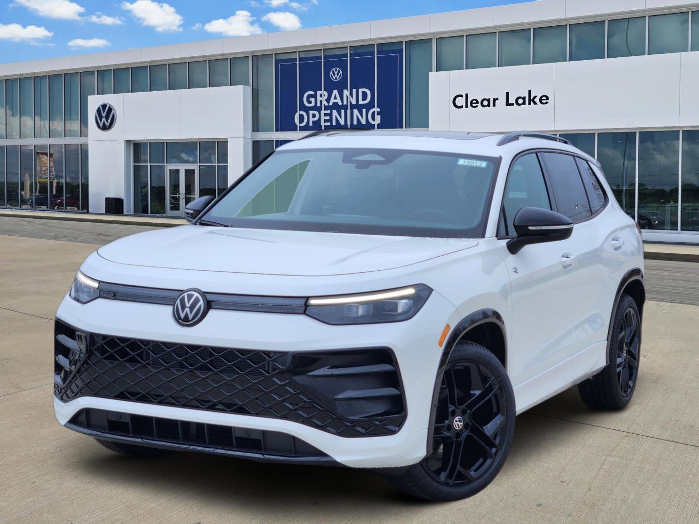 2026 Volkswagen Tiguan SE R-Line Black