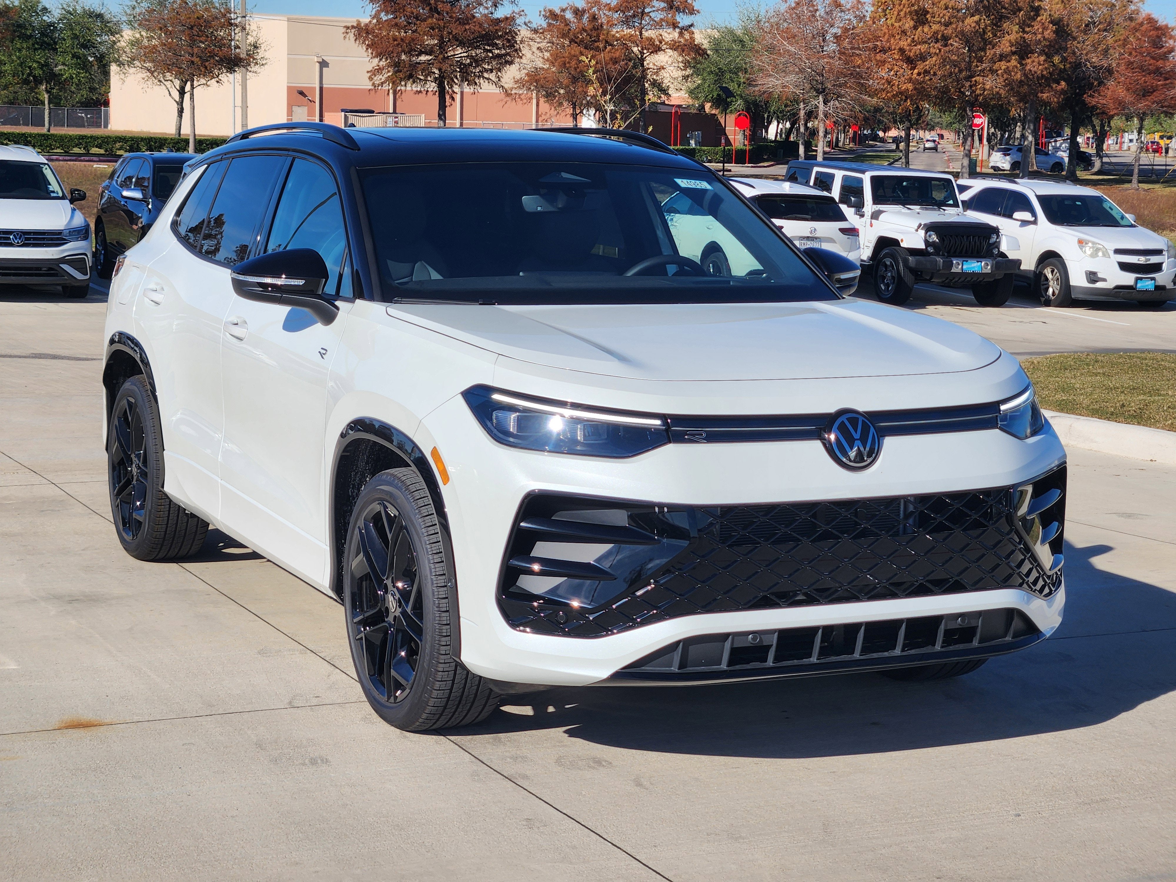 2026 Volkswagen Tiguan SE R-Line Black