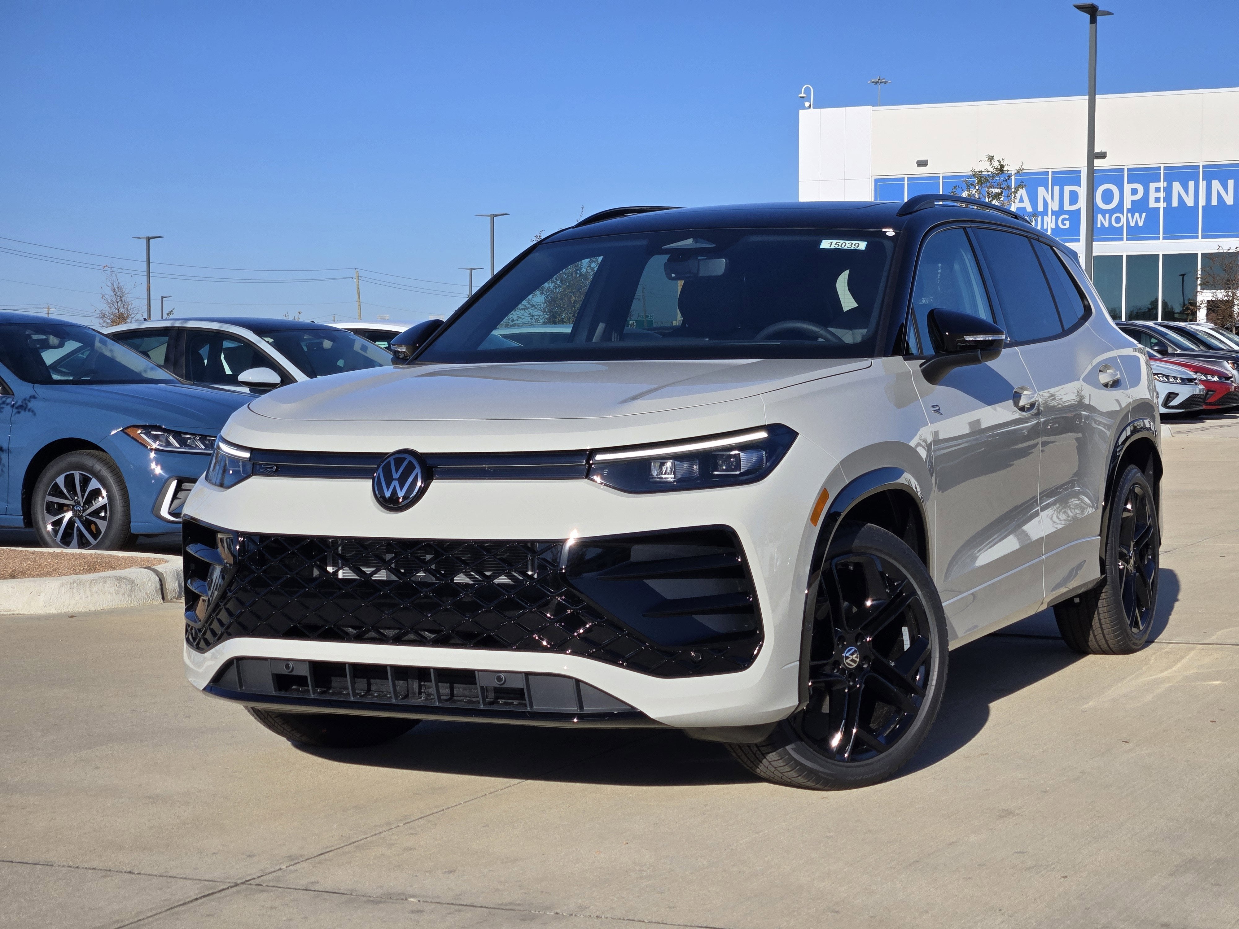 2026 Volkswagen Tiguan SE R-Line Black