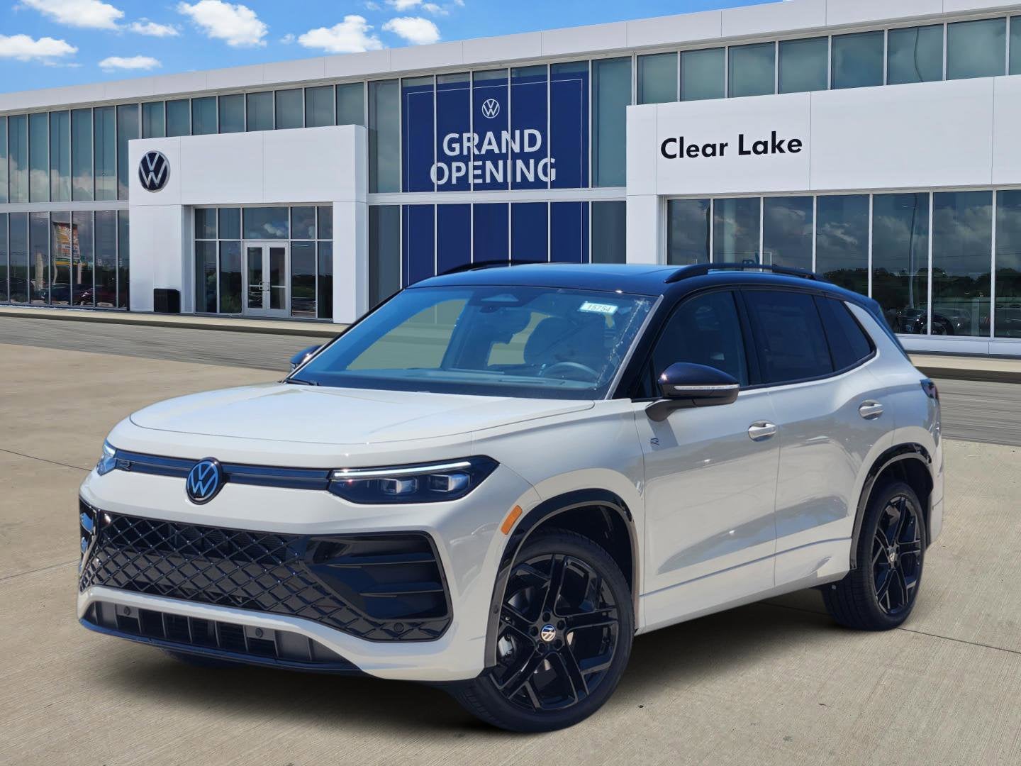 2026 Volkswagen Tiguan SE R-Line Black
