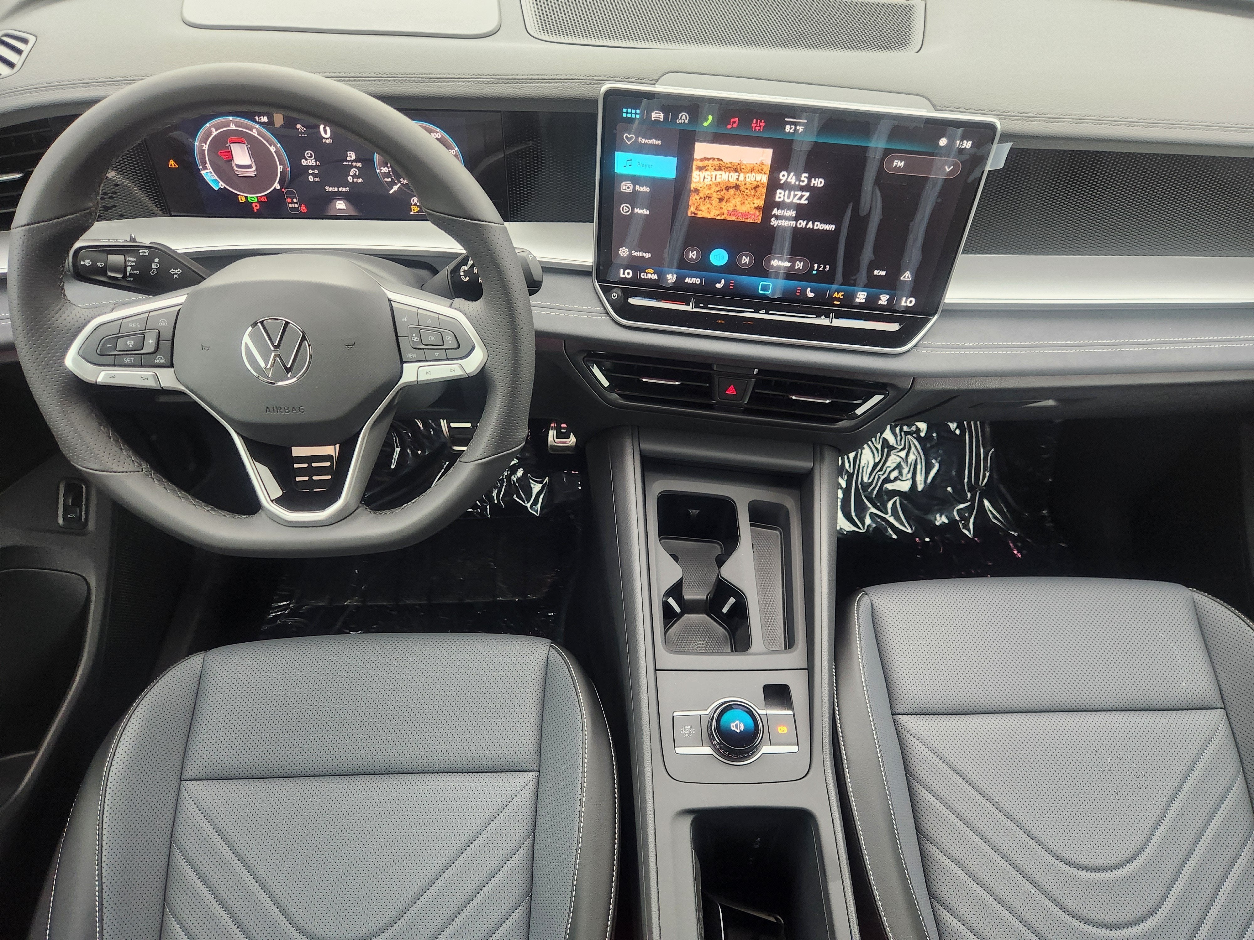 2026 Volkswagen Tiguan SE R-Line Black
