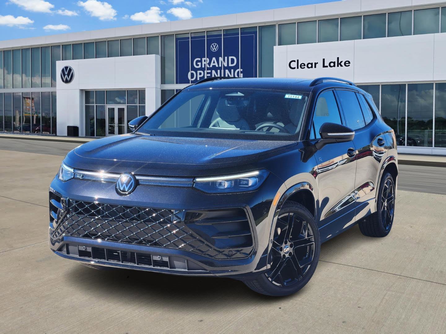 2026 Volkswagen Tiguan SE R-Line Black