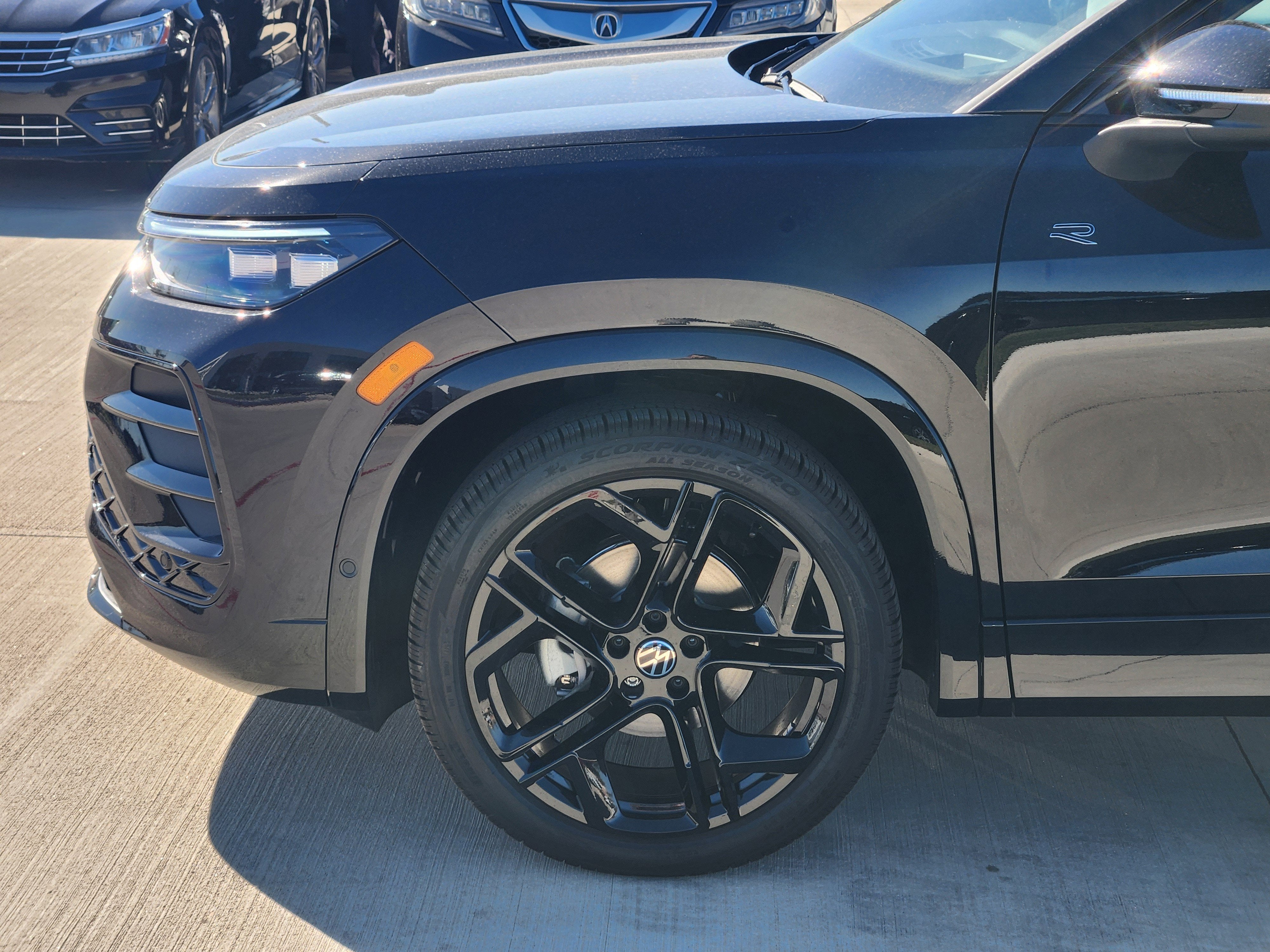 2026 Volkswagen Tiguan SE R-Line Black