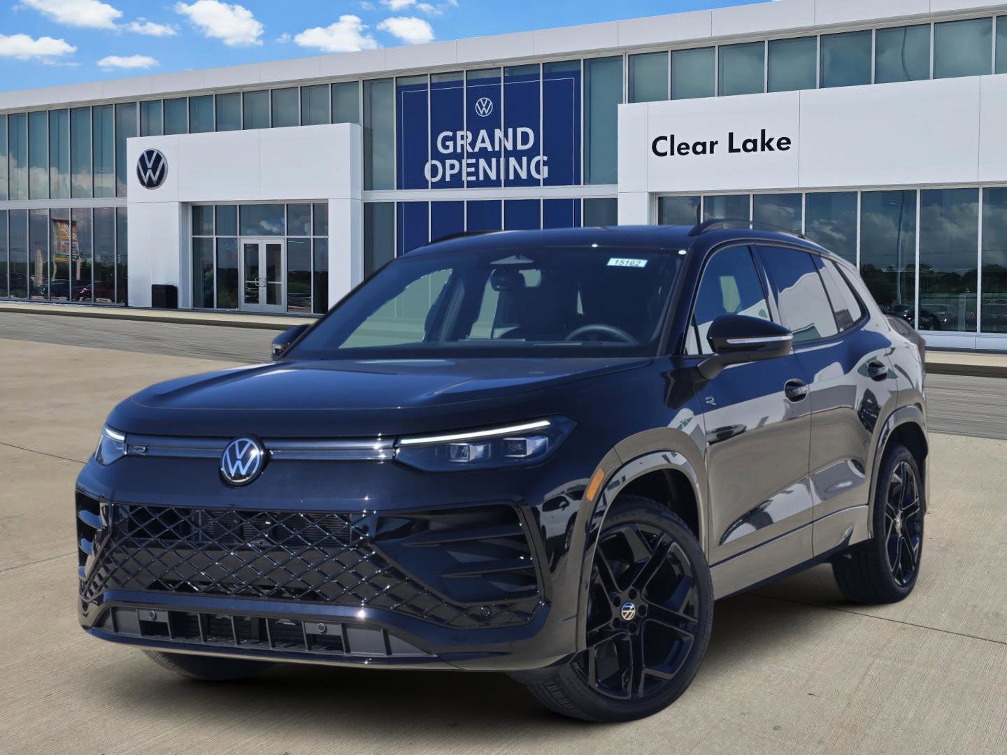 2026 Volkswagen Tiguan SE R-Line Black