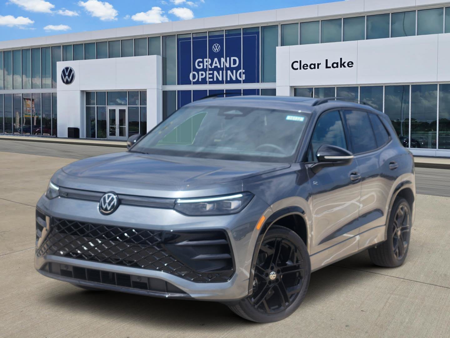 2026 Volkswagen Tiguan SE R-Line Black