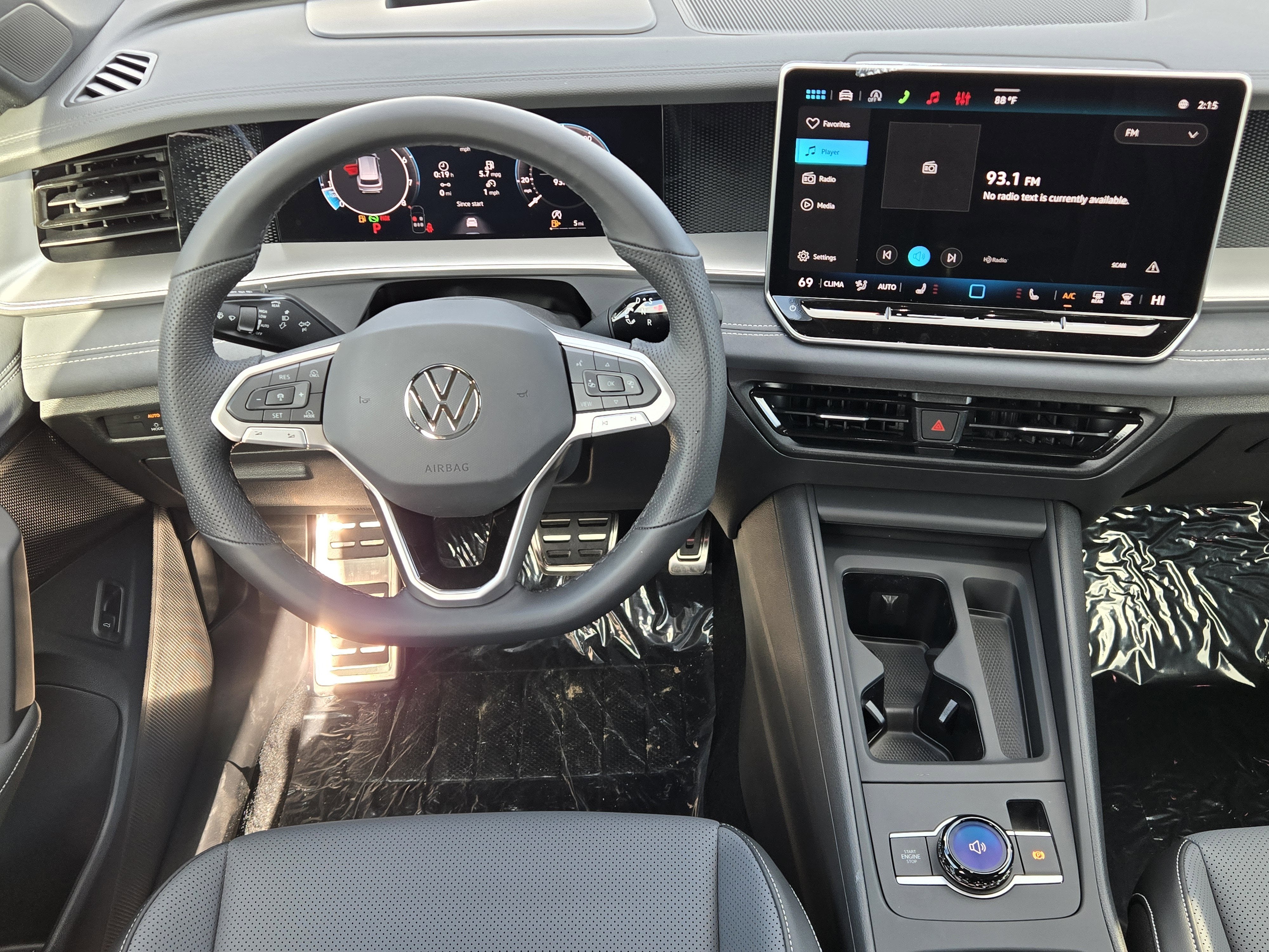 2026 Volkswagen Tiguan SE R-Line Black