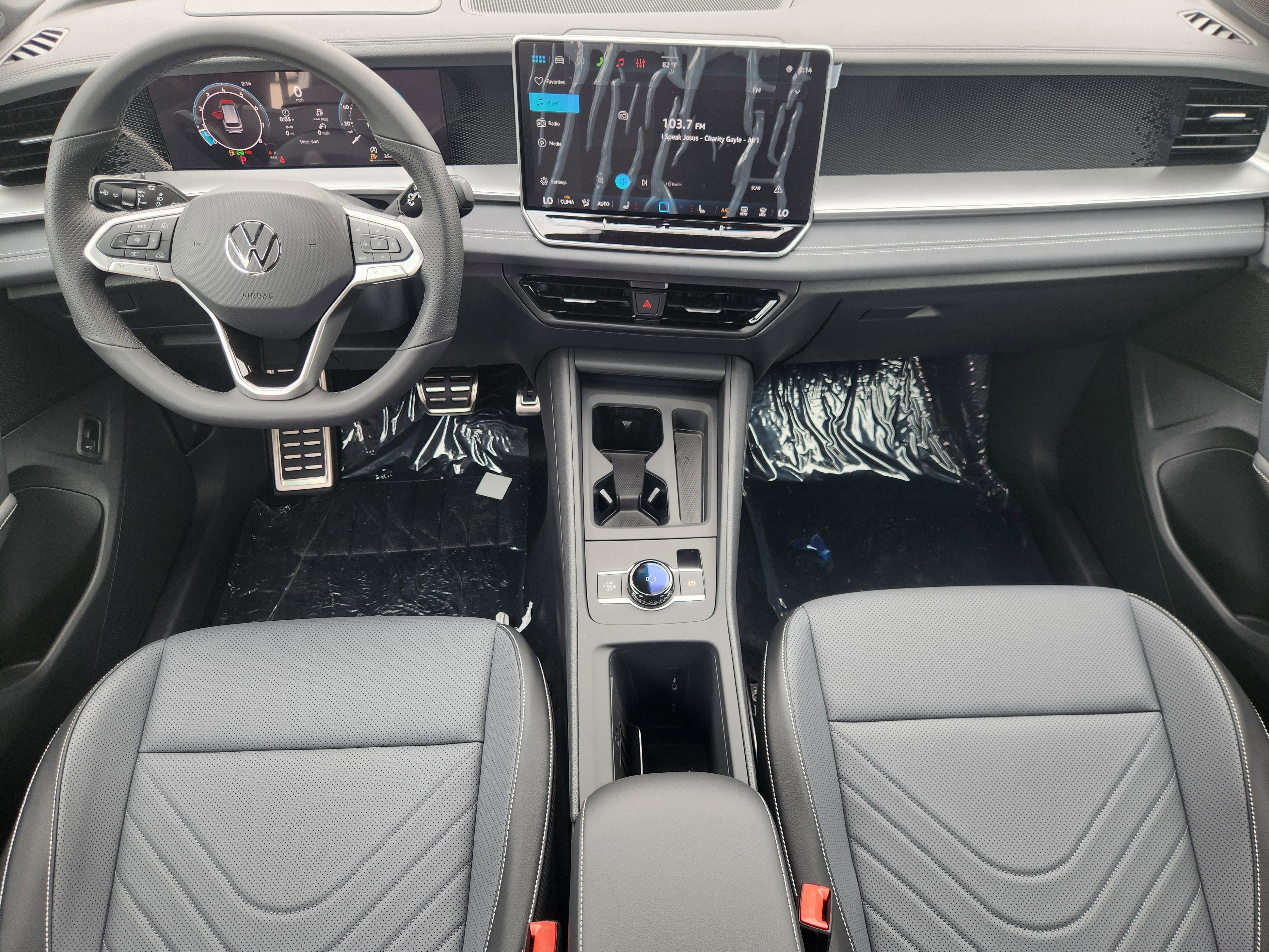 2026 Volkswagen Tiguan SE R-Line Black