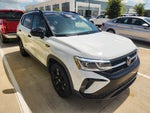 2024 Volkswagen Taos SE Black